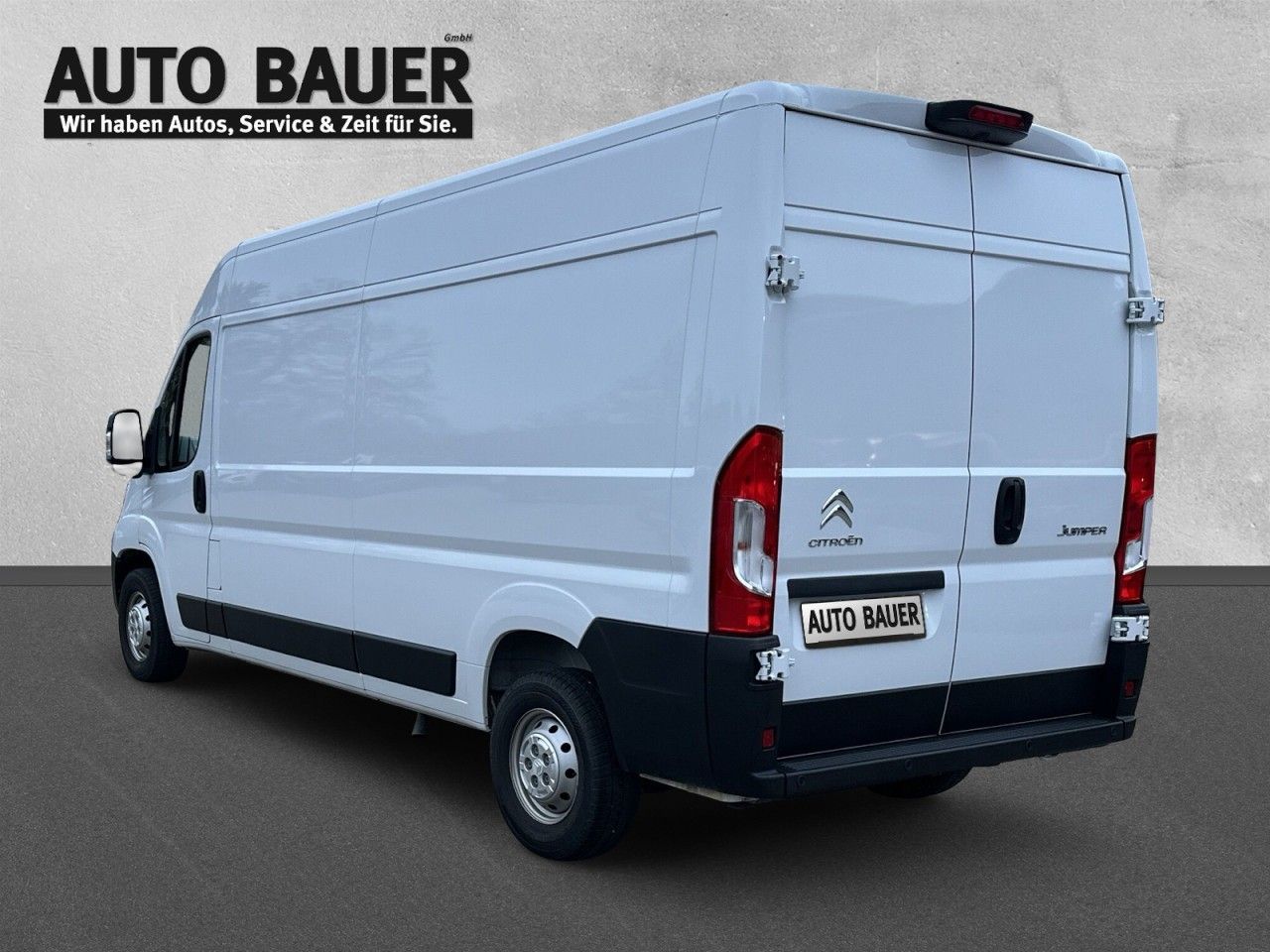 Fahrzeugabbildung Citroën Jumper 35 L3H2 BlueHDi 140