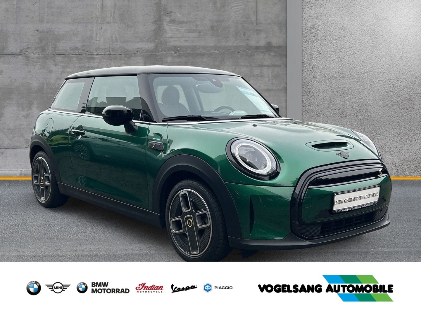 Fahrzeugabbildung MINI Cooper SE Classic Trim,LMFelge17'',DABTuner,LEDS