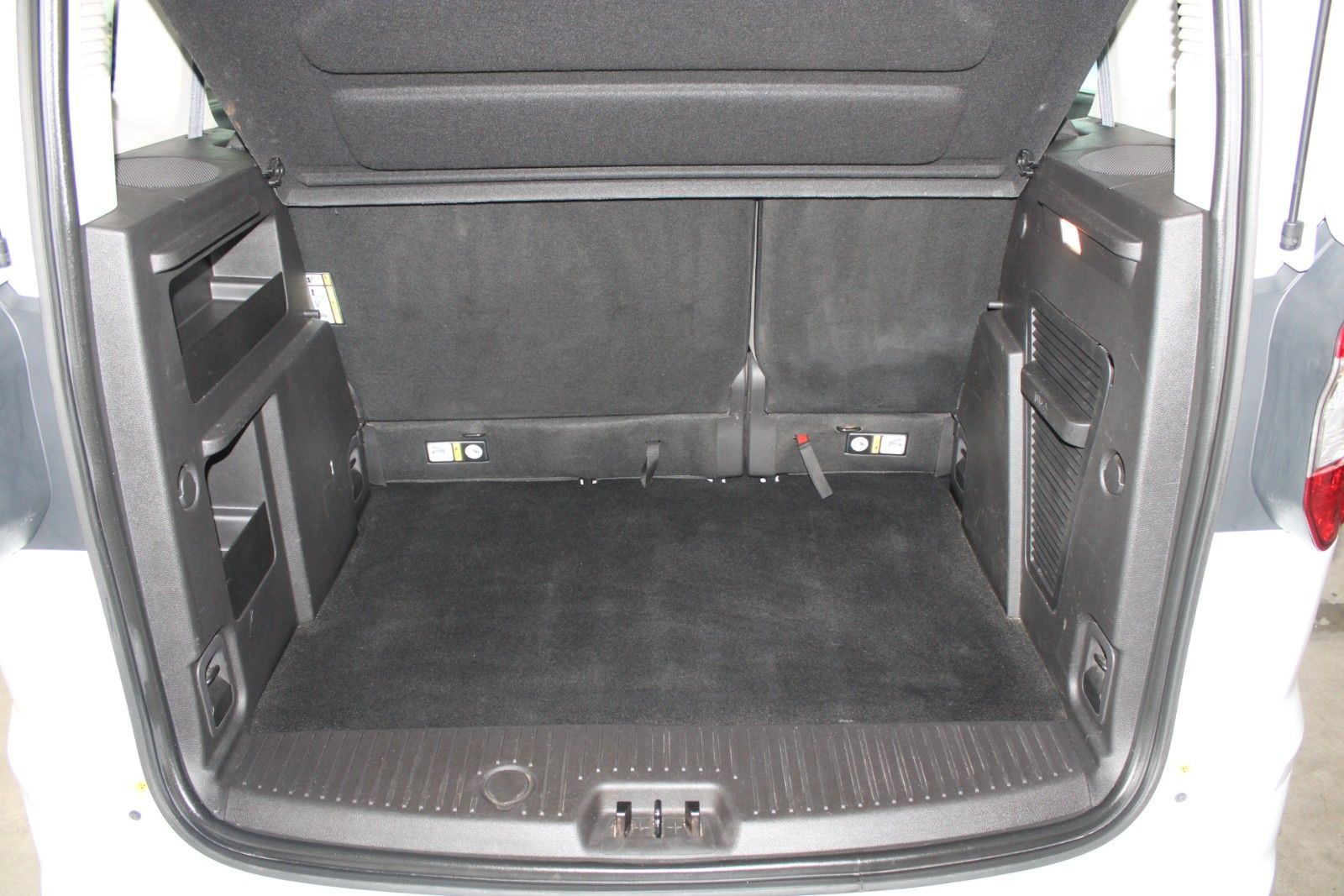 Fahrzeugabbildung Ford Tourneo Courier 1.5 TDCi Trend AHK KLIMA WinterP