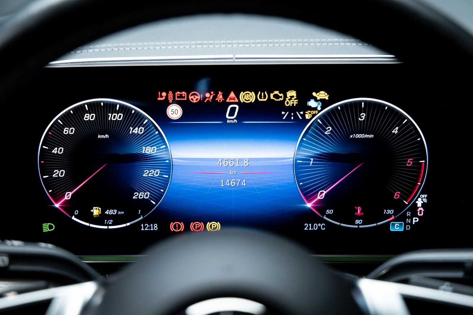 Fahrzeugabbildung Mercedes-Benz V 300 d 4MATIC EXCLUSIVE lang + AIRMATIC + Bur