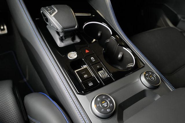 Volkswagen Touareg R eHybrid 4Motion AHK Dynaudio HuD 360°