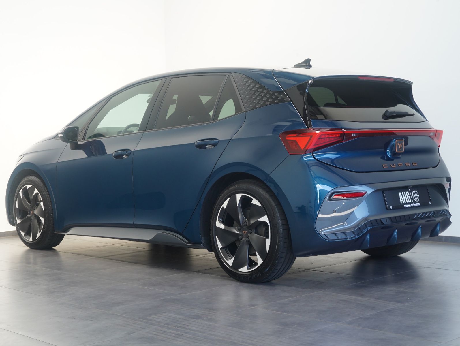 Fahrzeugabbildung CUPRA Born 170KW/82KWH/WÄRMEPUMPE/PILOT/TECH