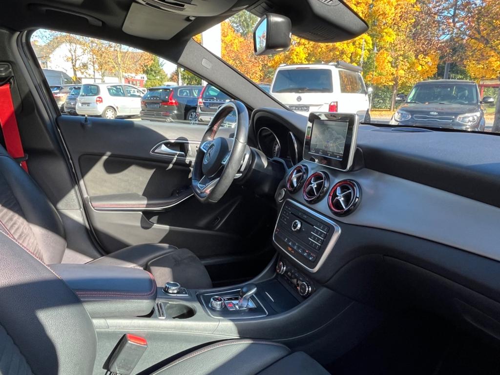 Mercedes-Benz GLA 45 AMG