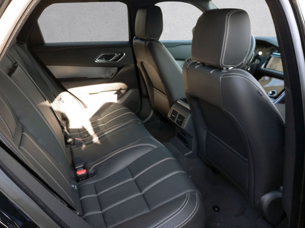 Land Rover Range Rover Velar D300 R-Dynamic SE Winter Paket