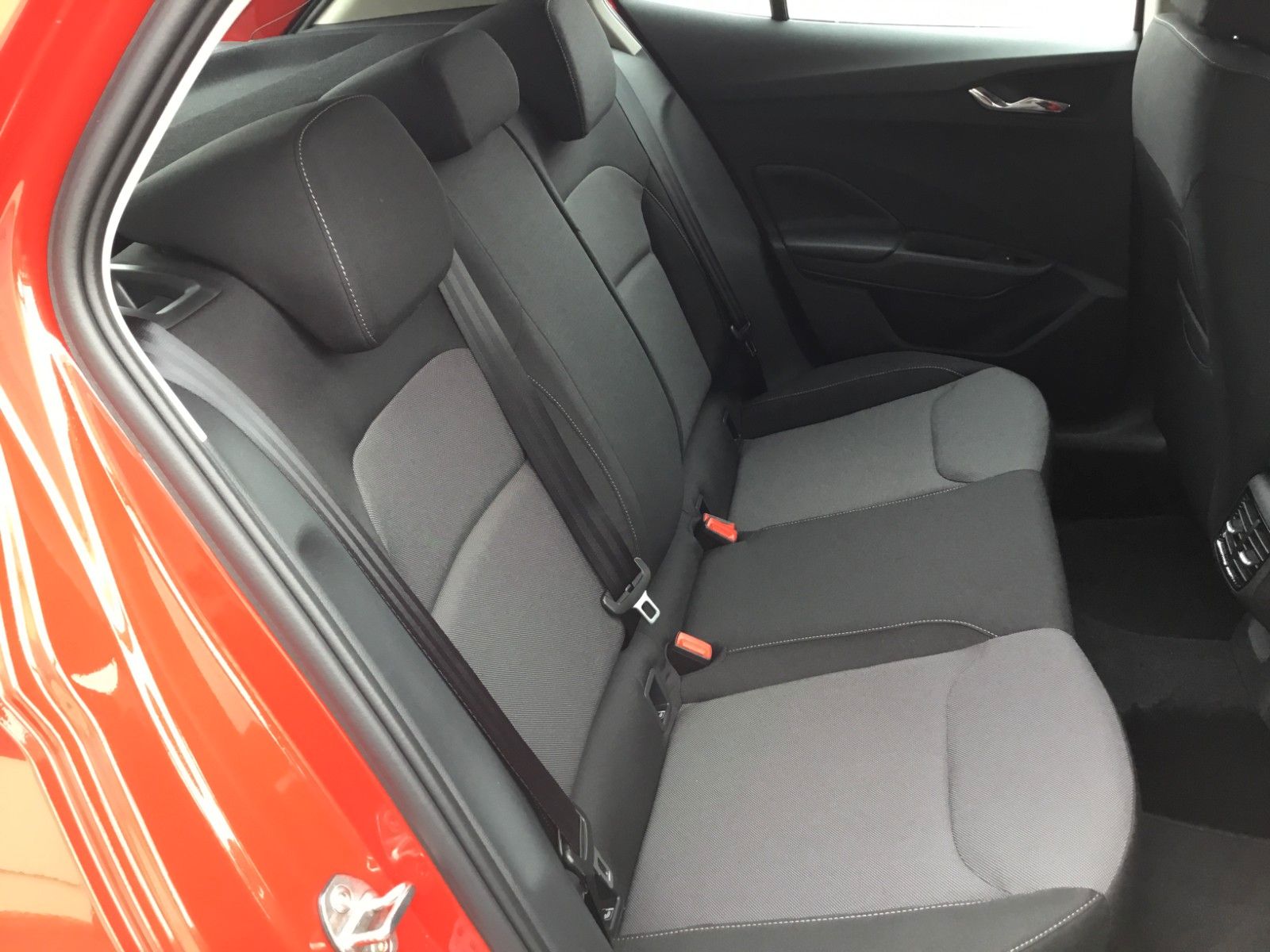 Fahrzeugabbildung SKODA Fabia 1.0l TSI DSG Selection+15"+LED+Sitzheizung