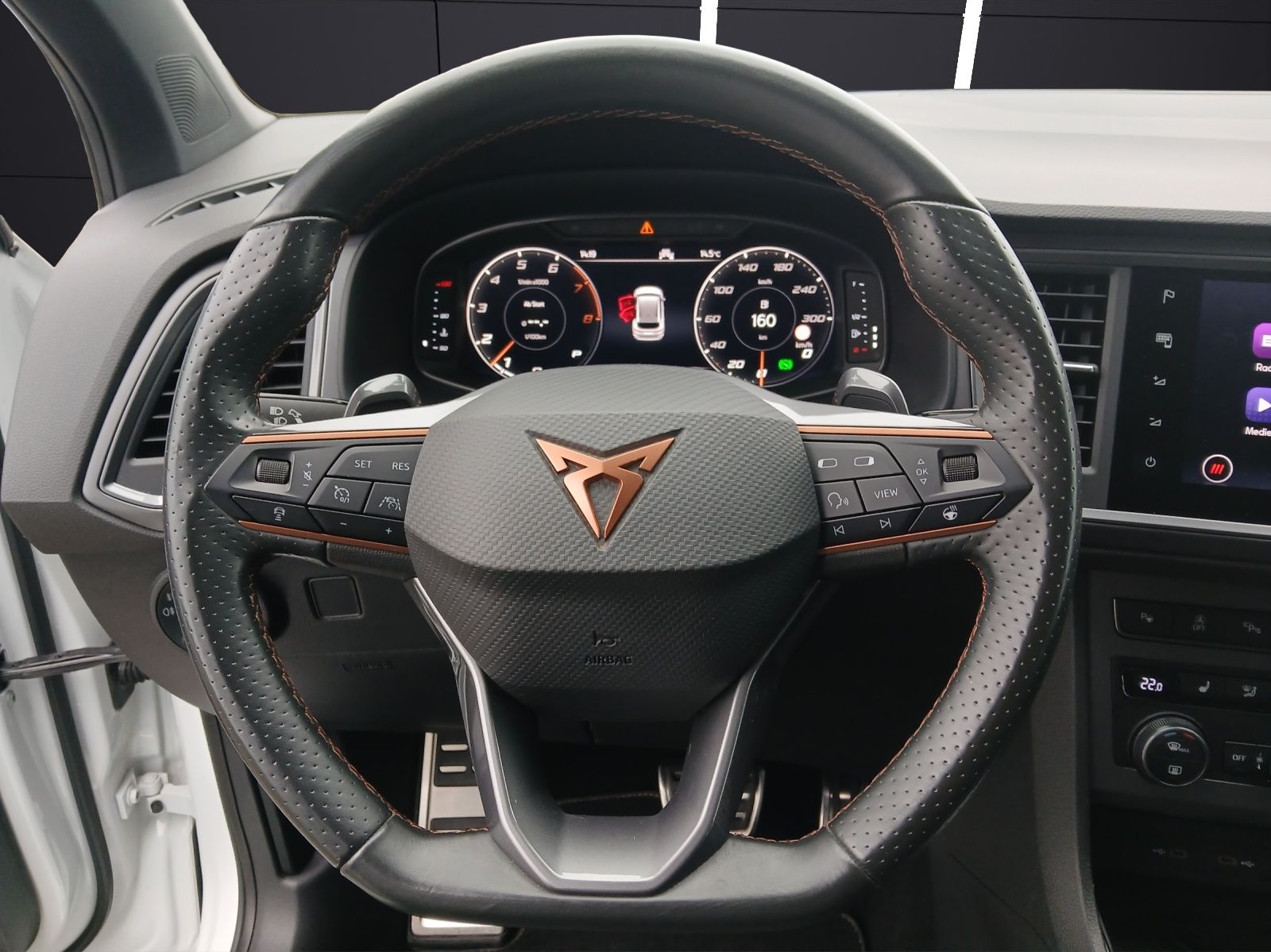 Fahrzeugabbildung CUPRA Ateca TSI DSG 4Drive LED AHK Navi Pano AID ACC P