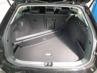 Passat Variant 1.5 eTSI Business AHK KAMERA