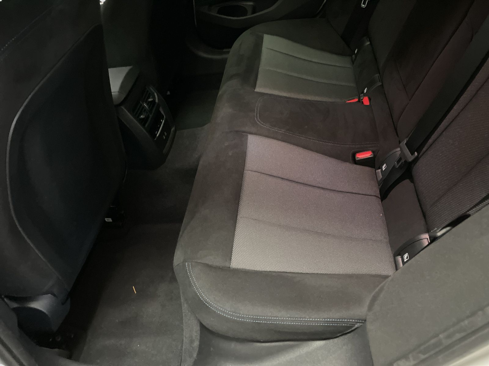 BMW 330 - Bild 13
