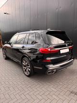 BMW X7 M50i -  - BMW X7 M50 mit Schiebedach