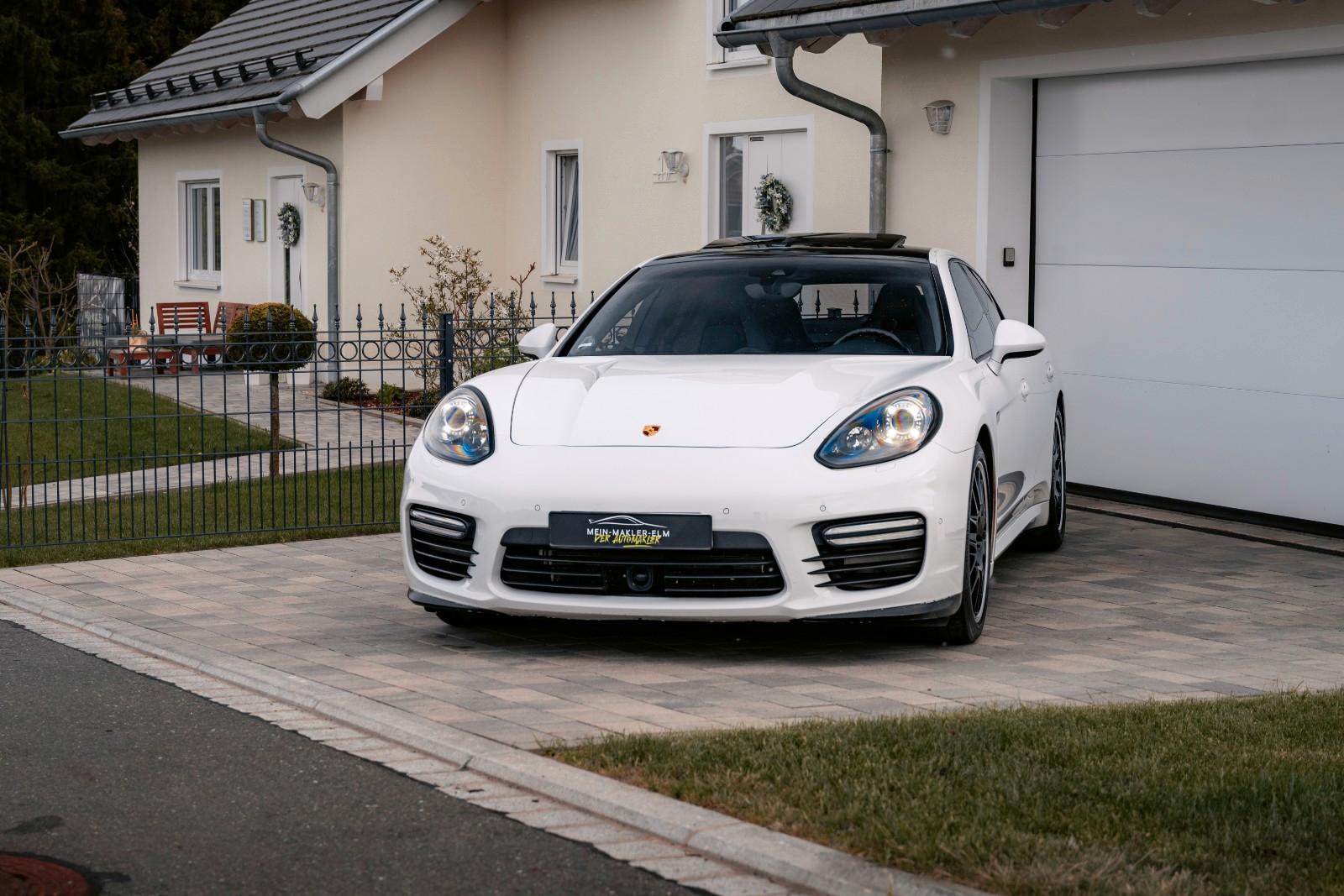 Porsche Panamera GTS *STANDH*SOFTCLOSE*BOSE*CARBON*RFK*
