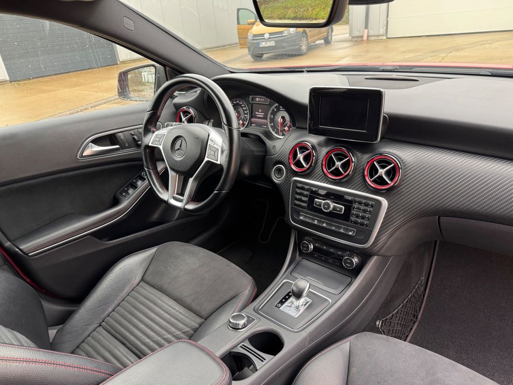 MERCEDES-BENZ A-Class 2013