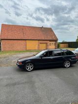 BMW Bmw 528i E39 Touring Vollleder AHK comfort... - BMW 528: Kombi, 528i E39