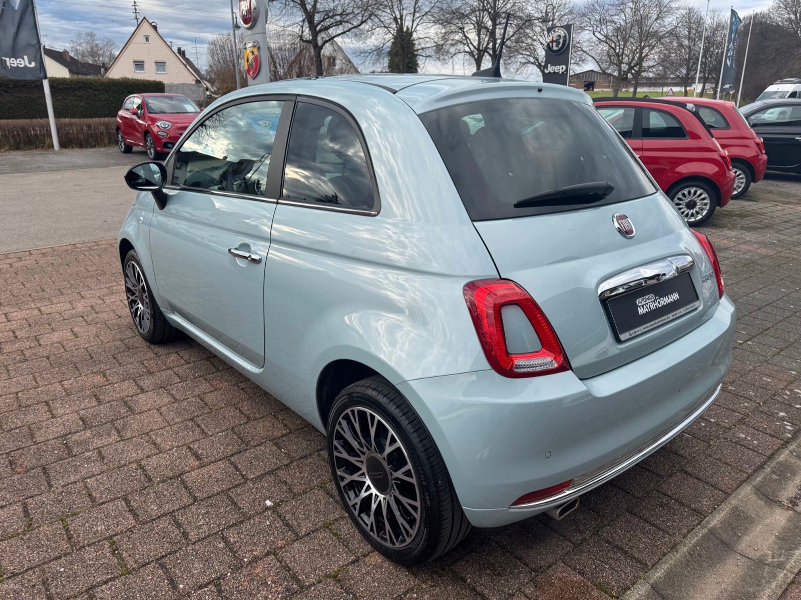 Fahrzeugabbildung Fiat 500 MY23 1.0 GSE DOLCEVITA 70 PS GLASDACH NAVI