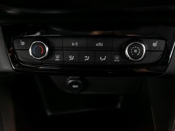 Opel Corsa F 1.2 Basis Verkehrsschilder-Assistent LED