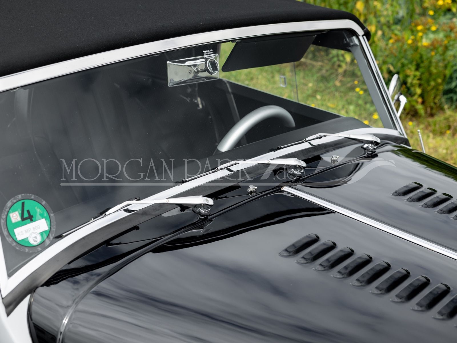 Fahrzeugabbildung Morgan Plus 8 *Sport Black + Automatikgetriebe*
