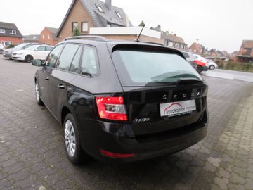 Fahrzeugabbildung SKODA Fabia Combi Ambition NAVI/APP SITZH PDC GJ 1.HD