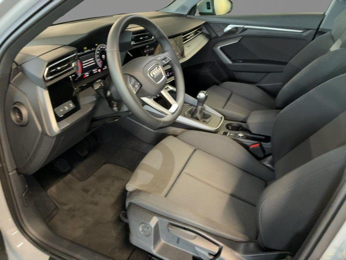 Audi A3 Sportback 30 TDI ADVANCED BUSINESS AHK*360°*S