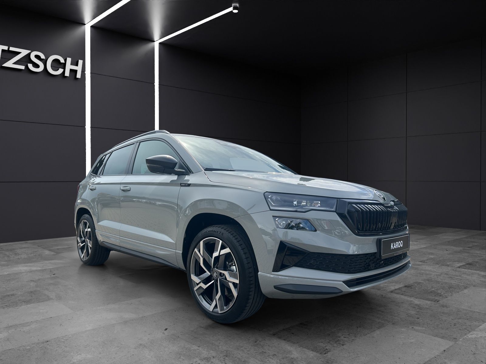 Fahrzeugabbildung SKODA Karoq 2.0 TSI Sportline 4x4 AHK MATRIX ACC