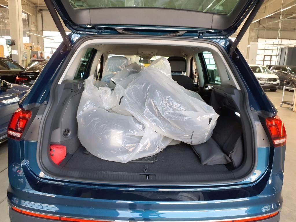 Volkswagen Tiguan Elegance 1.4TSI eHybrid 180kW AHK*PDC*RFK