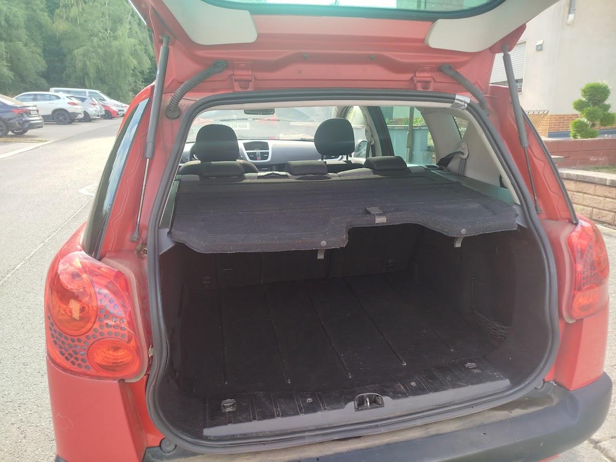 Peugeot 207 2009 — photo 11