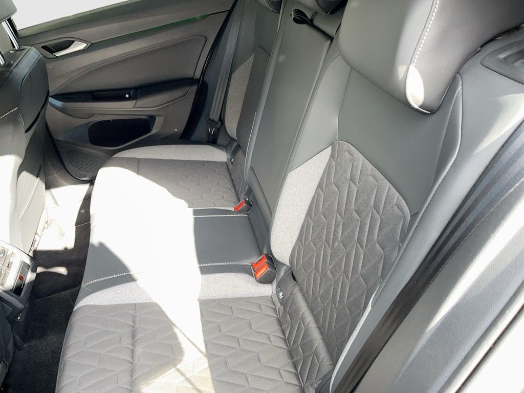 Volkswagen Golf - Bild 10