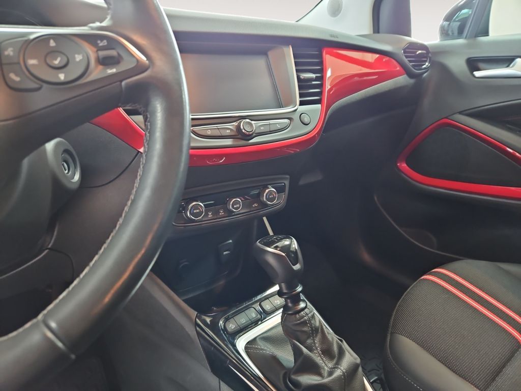 Fahrzeugabbildung Opel Crossland 1.2 GS Line IntelliGrip u. Sitzheizung