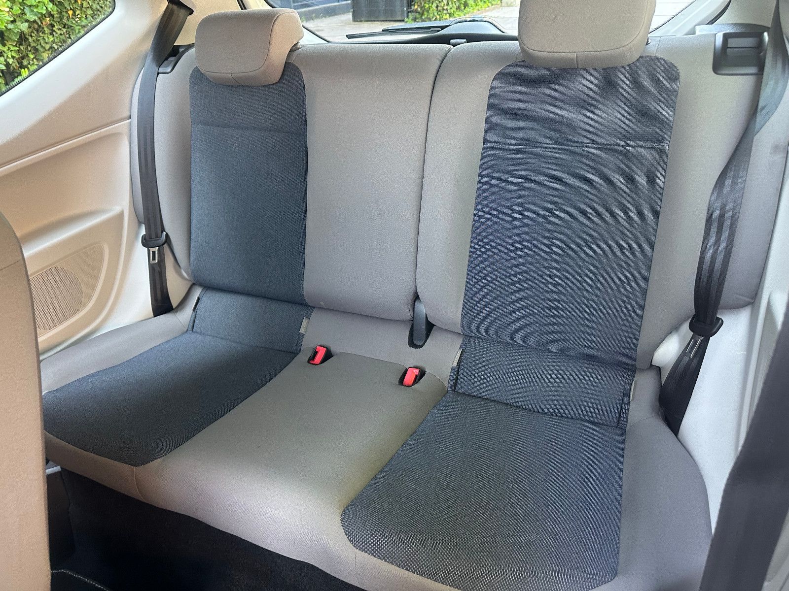 Fahrzeugabbildung Volkswagen up! MOVE*1.HAND+NAVI+SITZHEIZUNG*