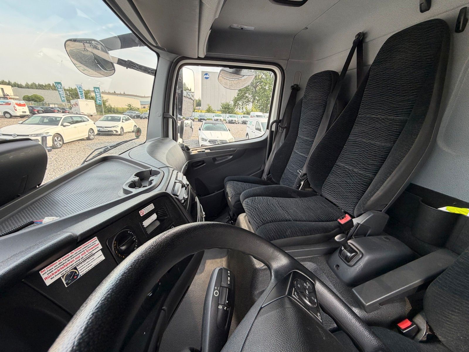 Fahrzeugabbildung Mercedes-Benz Atego 818 Koffer 7200 mm LBW Autom. Klima