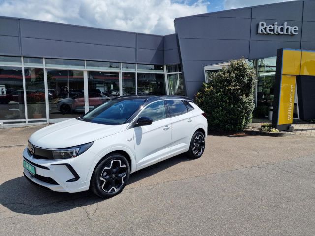 Opel Grandland Ultimate 1,2 AT+MATRIX+SHZ+LHZ+APA+ACC