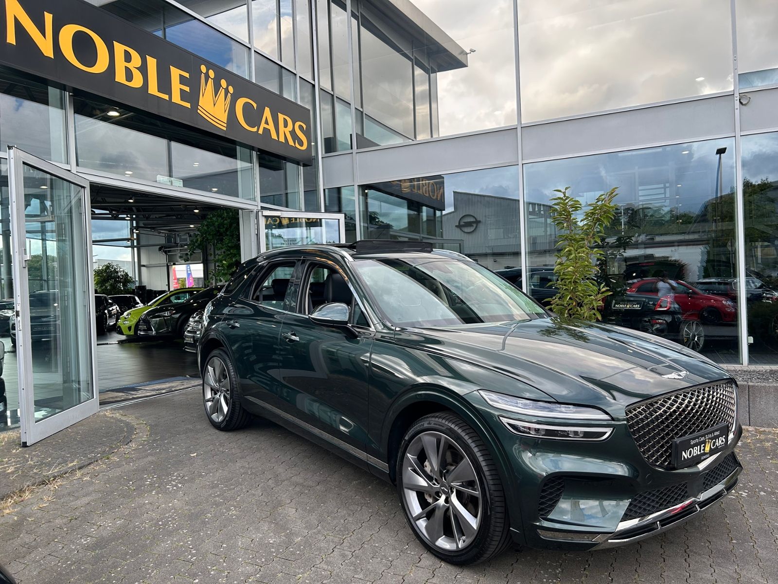 Fahrzeugabbildung Genesis GV70 Luxury KomfortP AWD PANO LEXICON