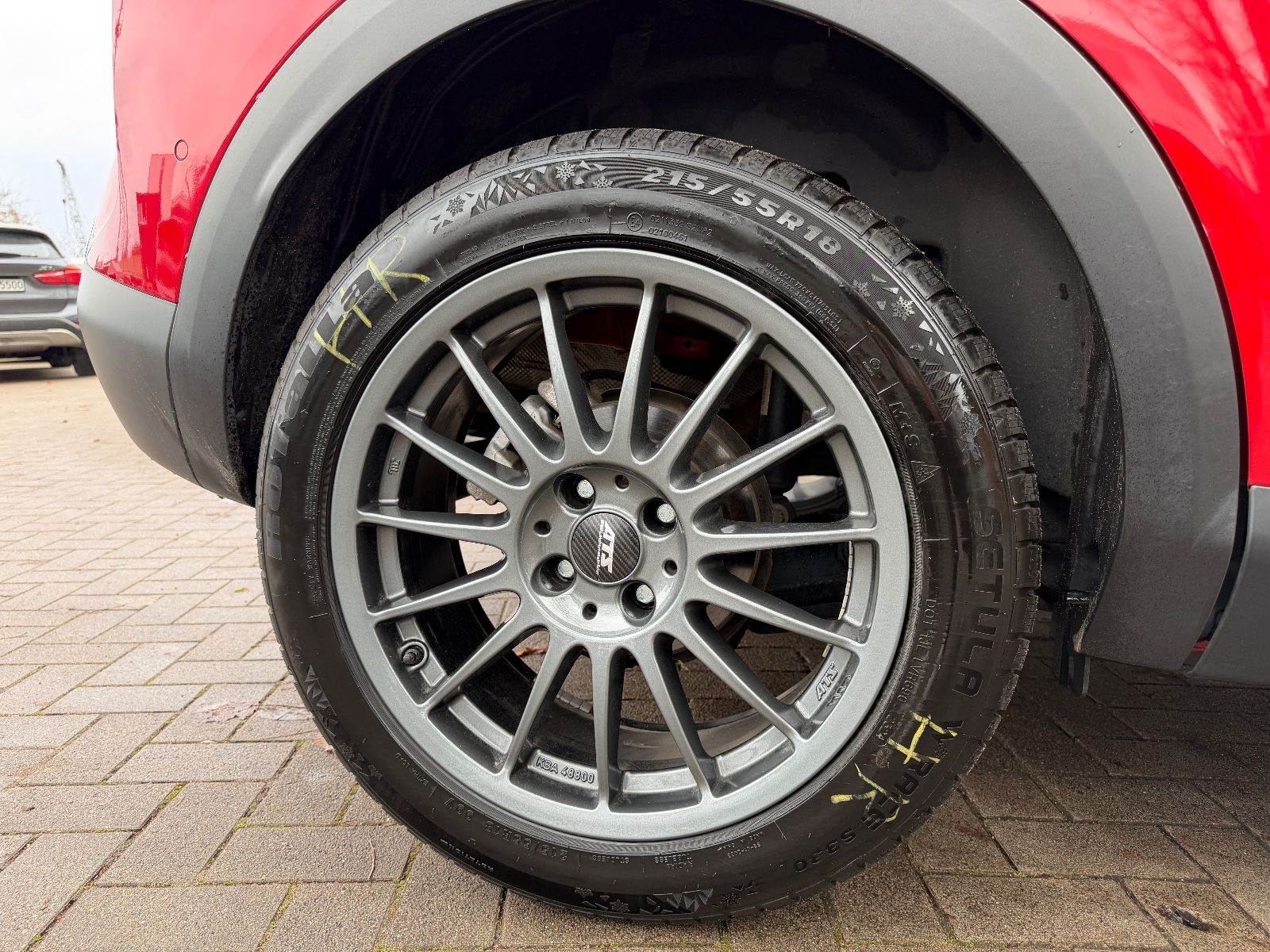 Fahrzeugabbildung Citroën C4 Lim. Max*PANO*HEADUP*KAMERA*TEILLEDER*PDC*ALU