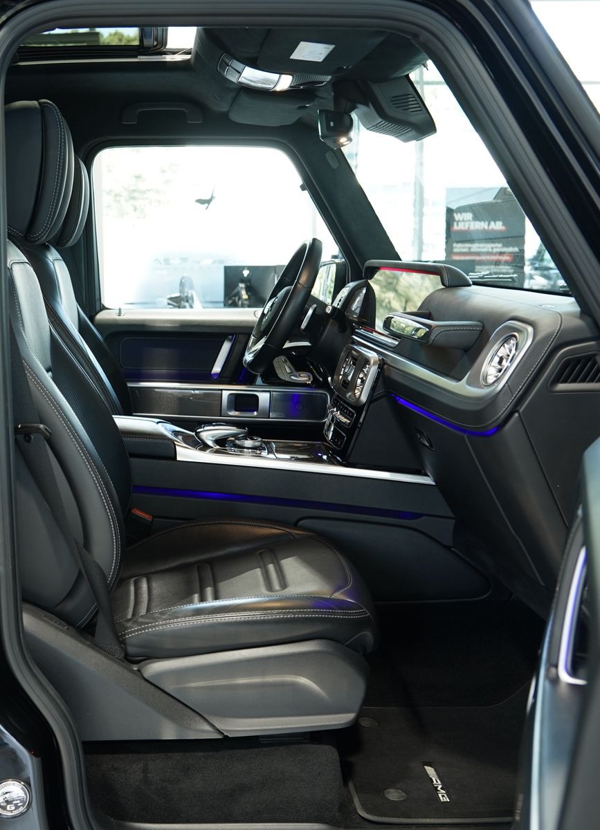 Mercedes Benz G 500