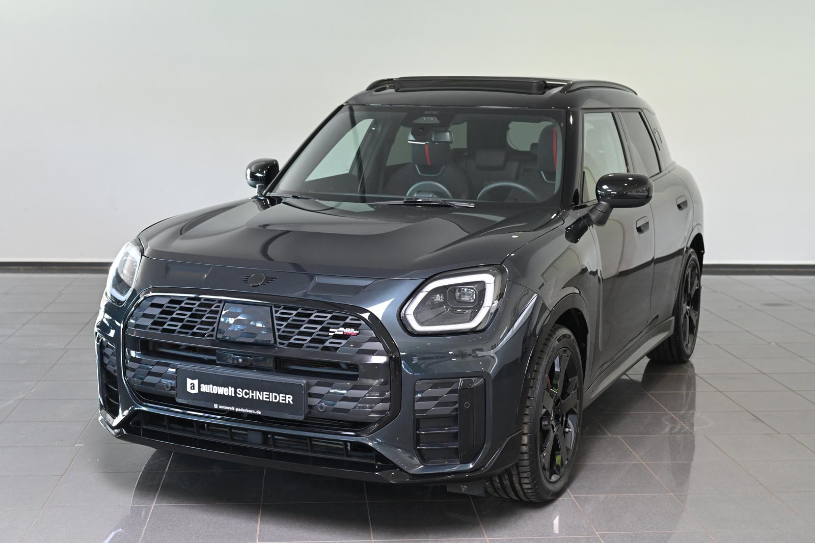 MINI Countryman C (Cooper) John Cooper Works Trim 