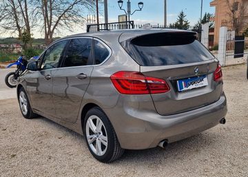 BMW 220 Active Tourer - 10