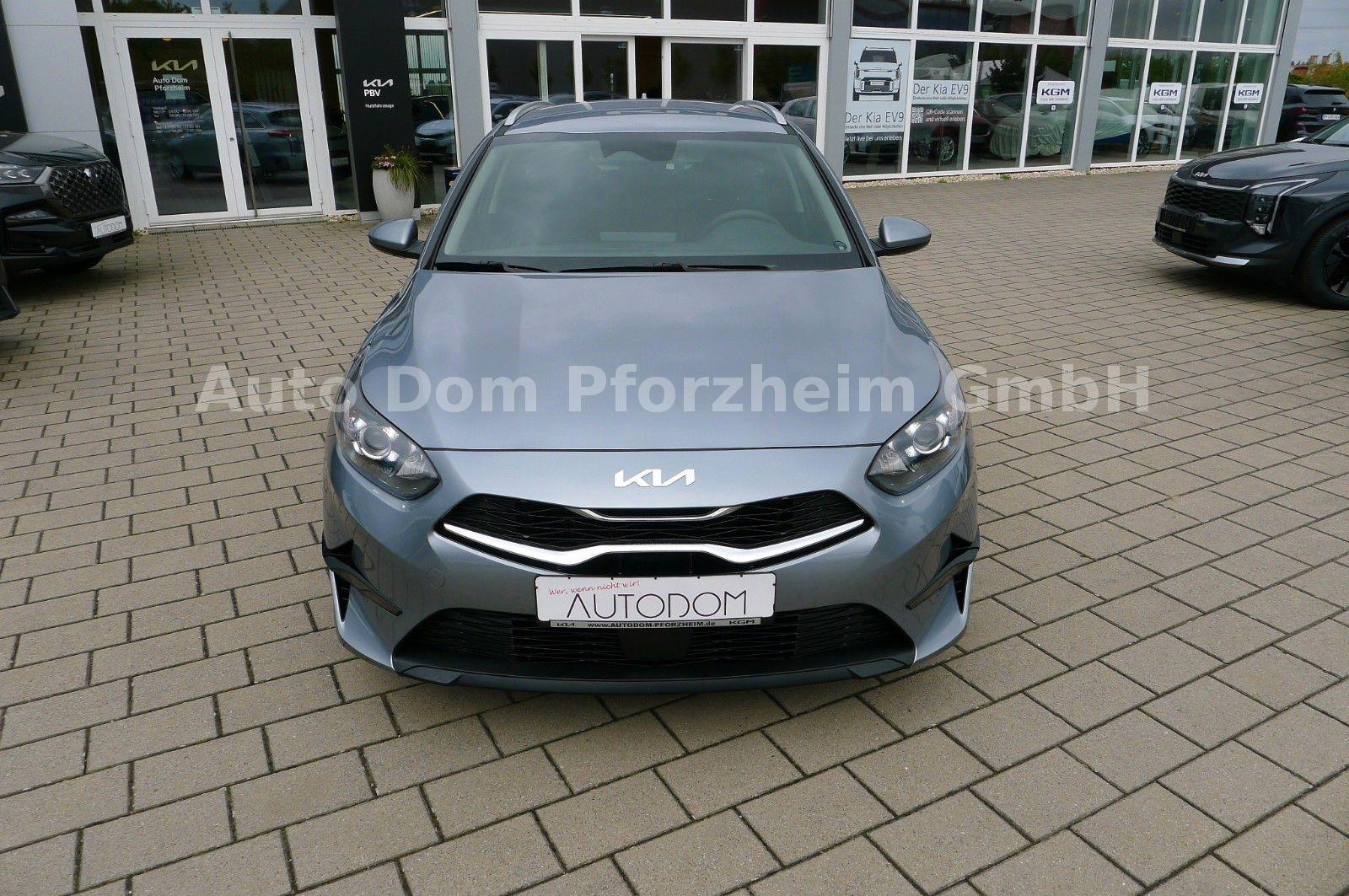 Kia Ceed SW 1.5T DCT Vision / Komfort+