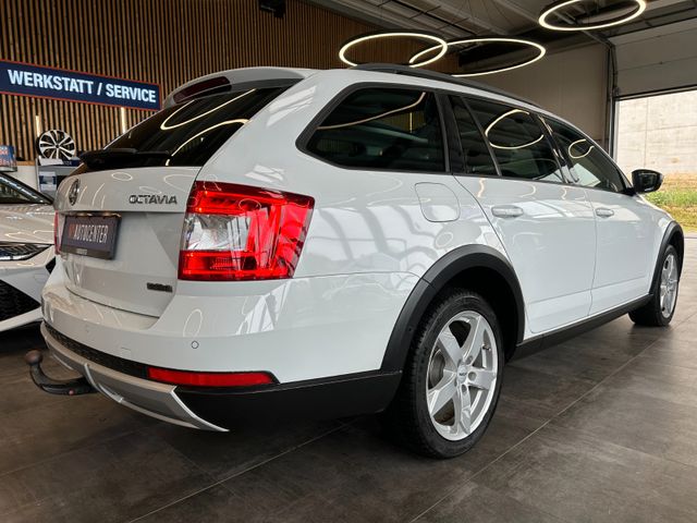 Skoda Octavia Scout*ACC*NAVI*AHK*PANO*2-Zonen*