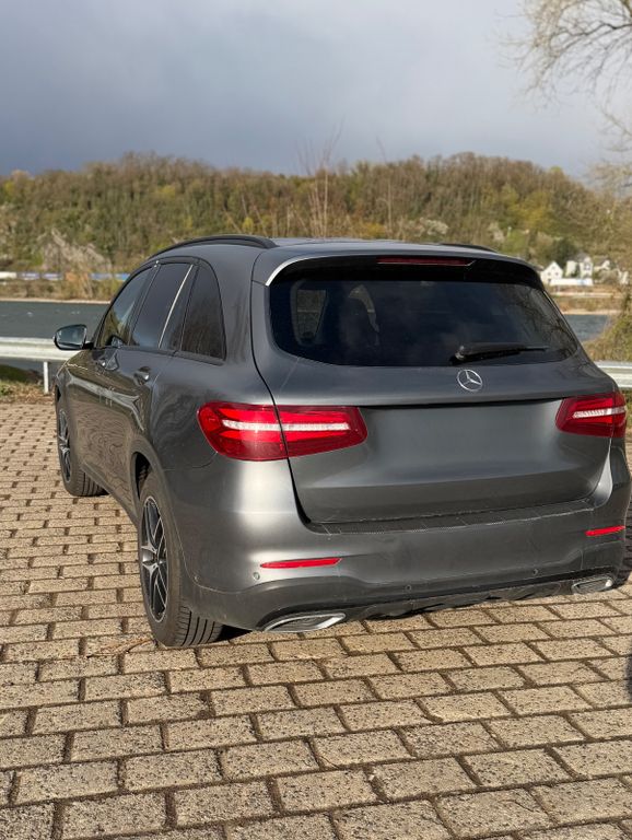 Mercedes-Benz GLC 220