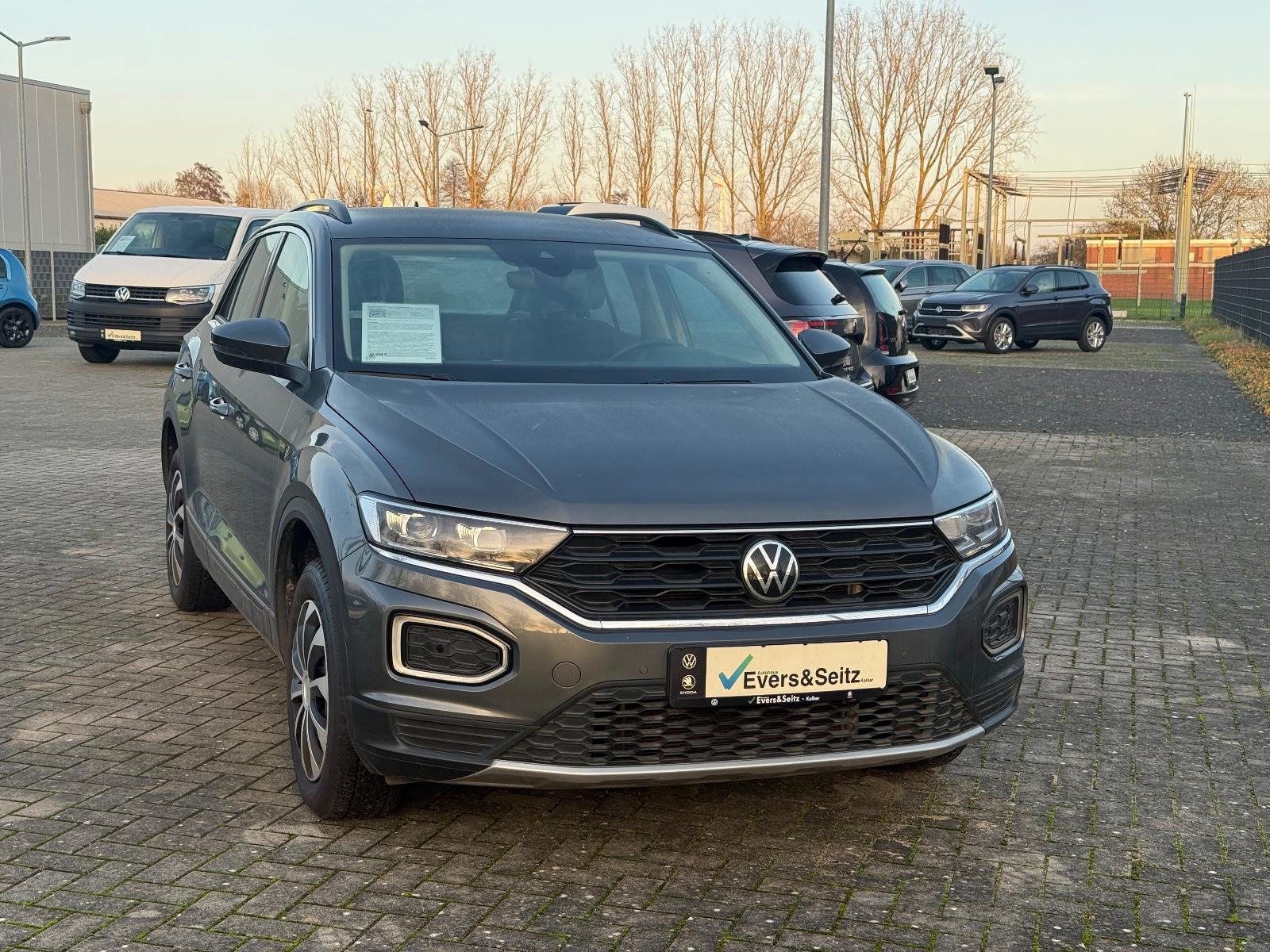 Volkswagen T-Roc Style 1.5TSI 150PS Navi + LED + PDC + ACC