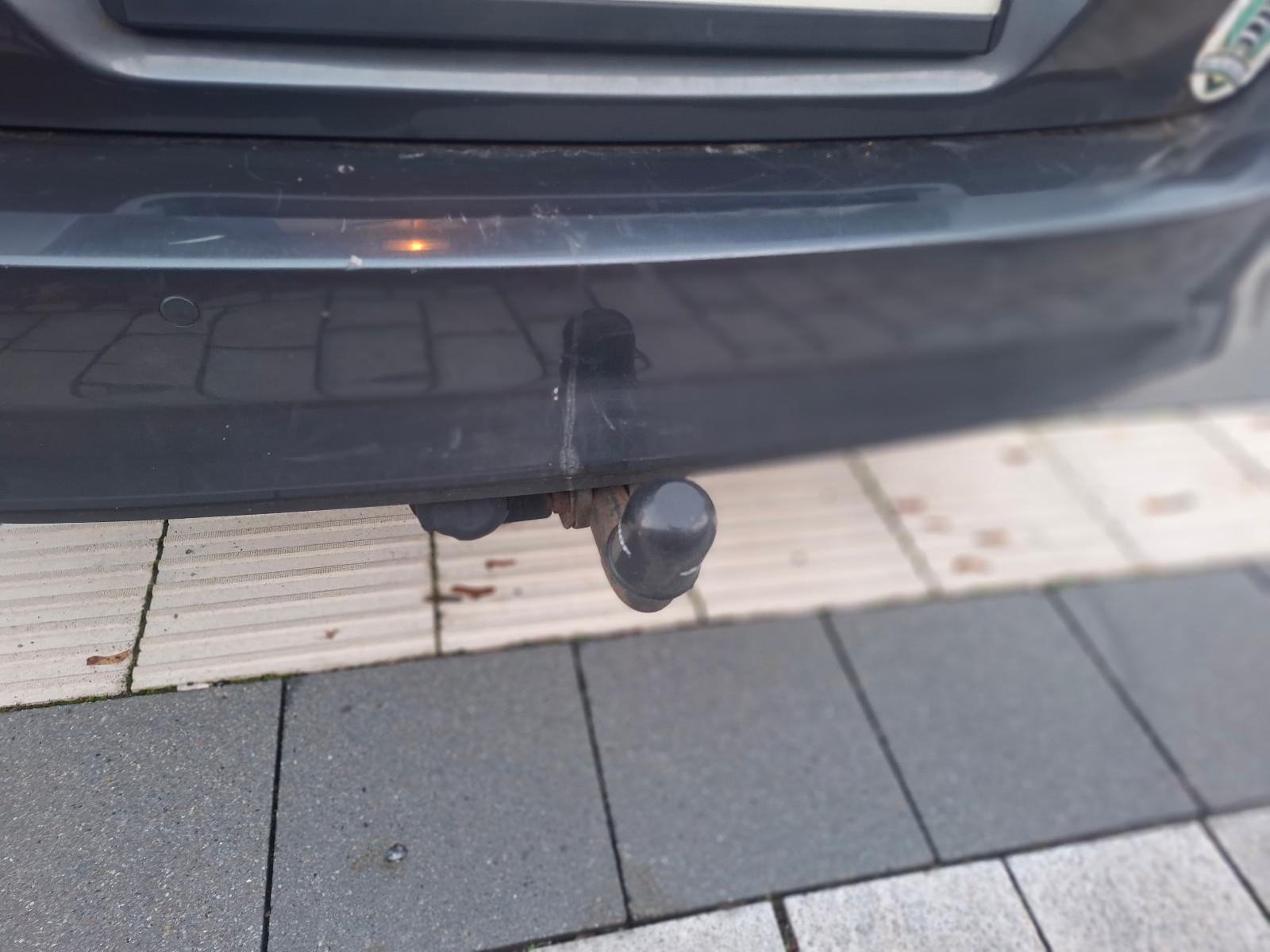 Volkswagen Passat 2011 — photo 20