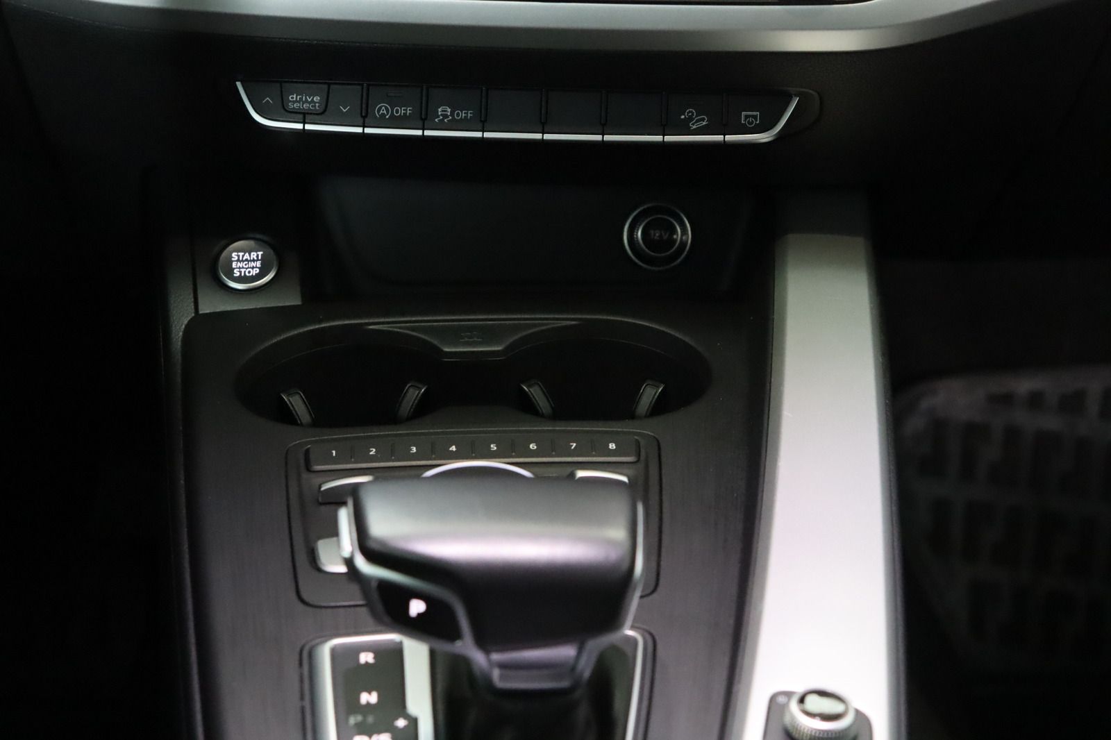 Fahrzeugabbildung Audi A4 Allroad Quattro 2.0 TDI * Navi * Bi-Xenon *