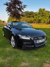Audi TTS Quattro - Audi quattro mit Benzin-Antrieb