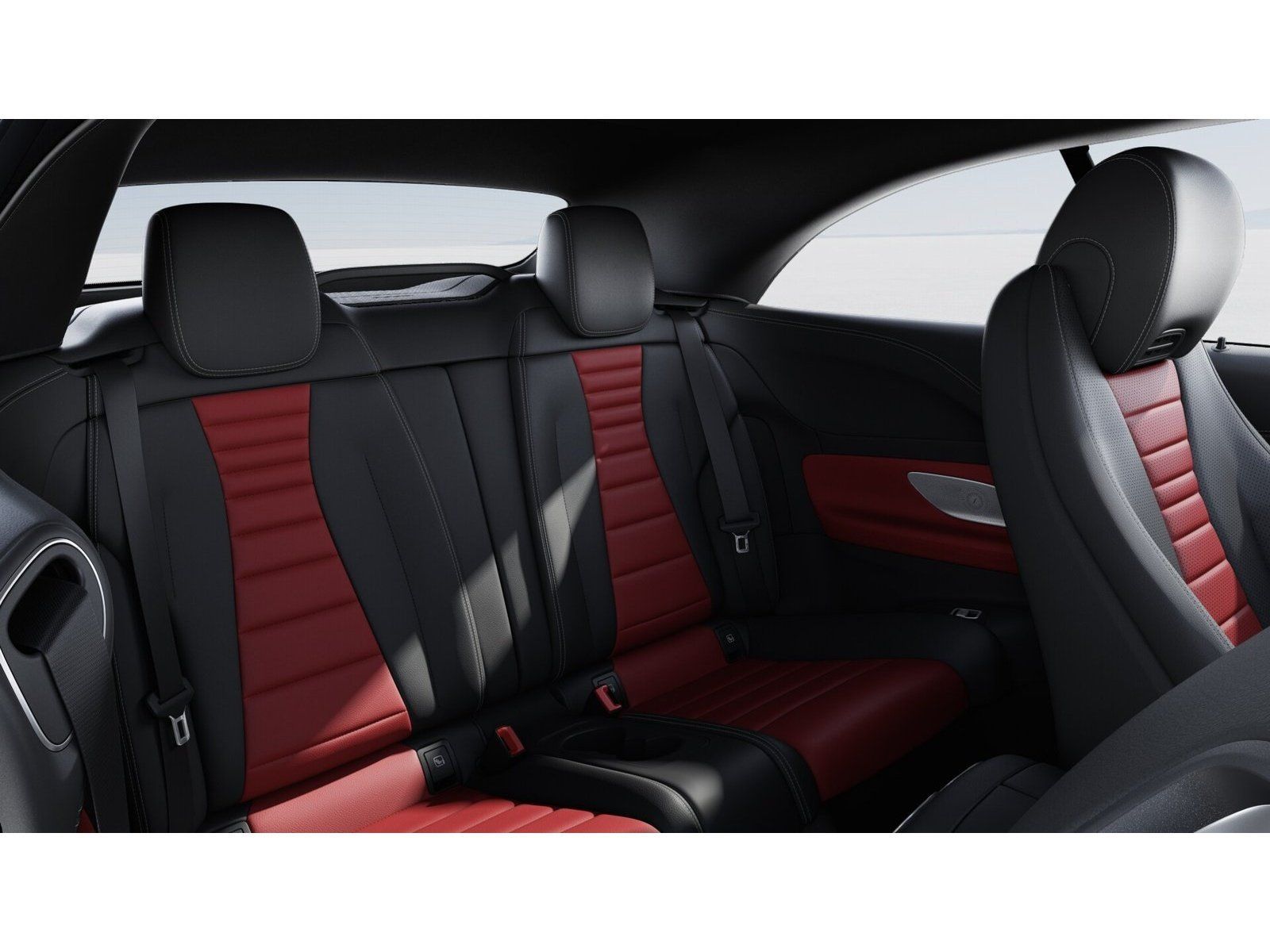Fahrzeugabbildung Mercedes-Benz E400d AMG Memo DISTR Burm MLED Sitzklim AIRSCARF