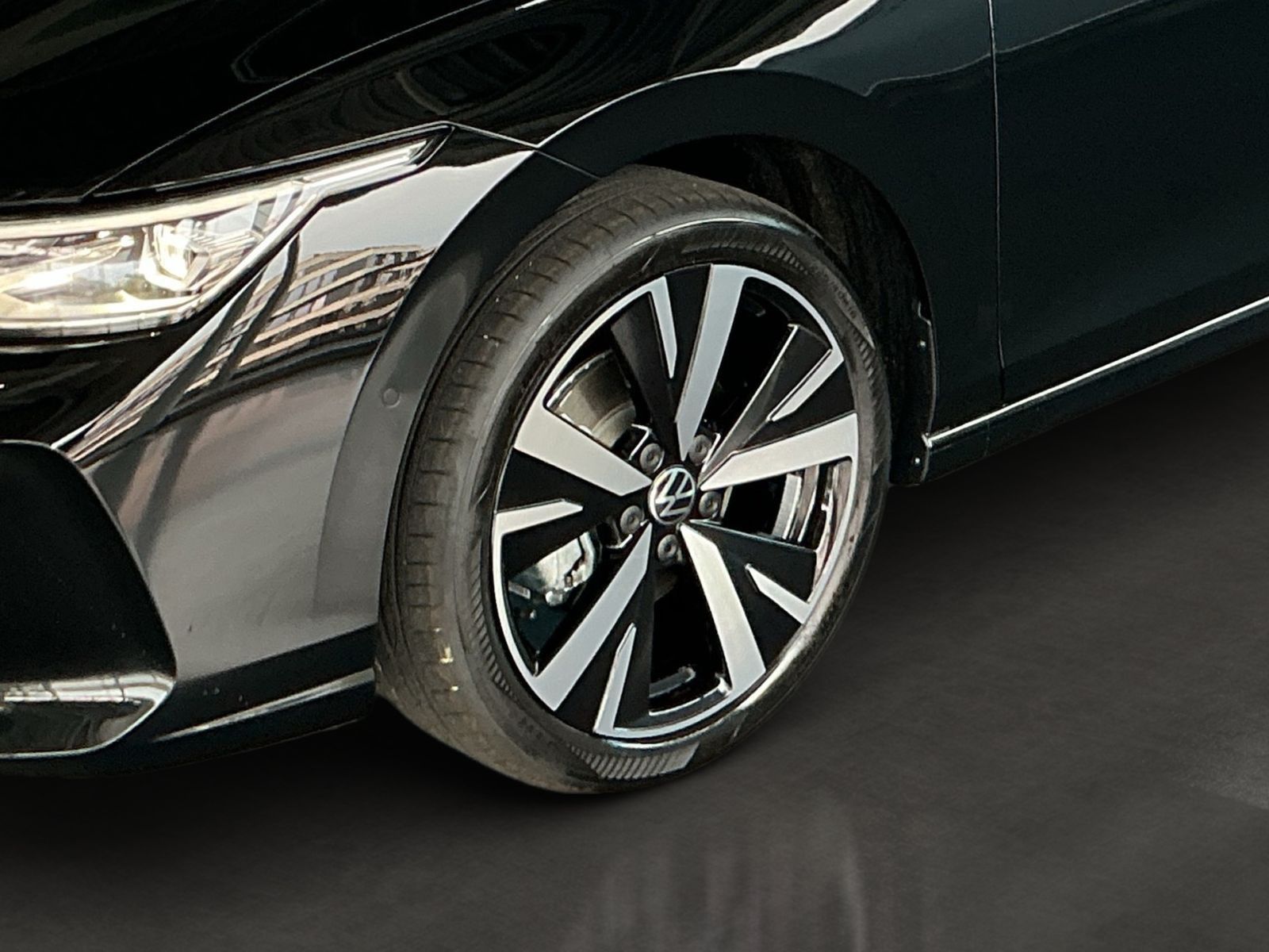 Volkswagen Golf - Bild 7