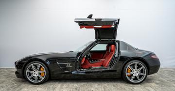 2010 Mercedes-BENZ SLS AMG — фото 6
