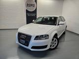 Audi A3 Sportback 1.6 Attraction + 8.Reifen/2xKlima - Audi mit Benzin-Antrieb: Kombi, 2.8
