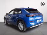 Volkswagen T-Roc Life 1.5 eTSI DSG LED CarPlay ACC EPH - Volkswagen T-Roc mit Benzin-Antrieb: Blau