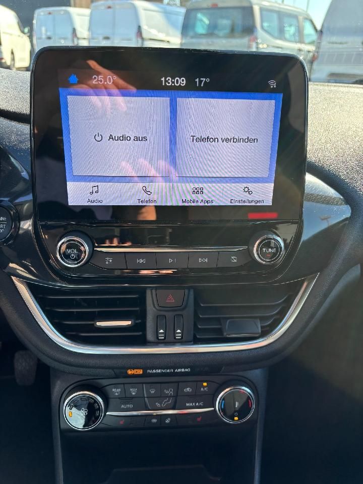 Fahrzeugabbildung Ford Fiesta ST-Line