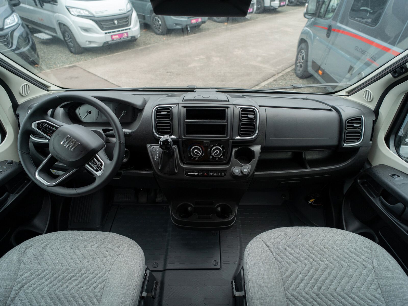 Fahrzeugabbildung Dethleffs Globetrail 600 DS Fiat Assistenz-Systeme