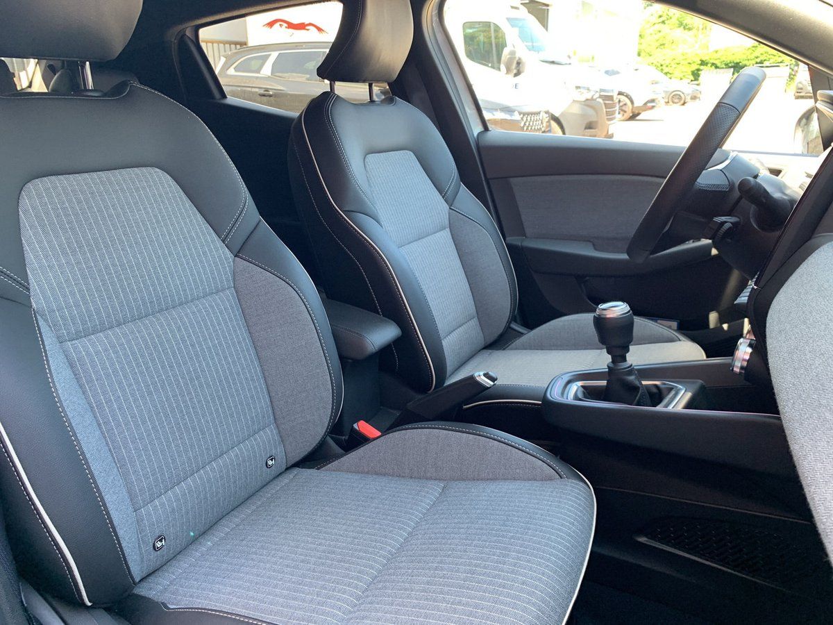 Renault Clio - Bild 25