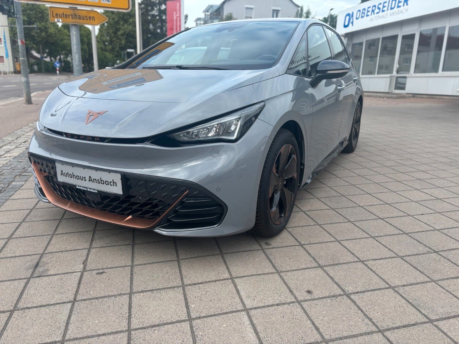 Fahrzeugabbildung CUPRA Born 150 kW